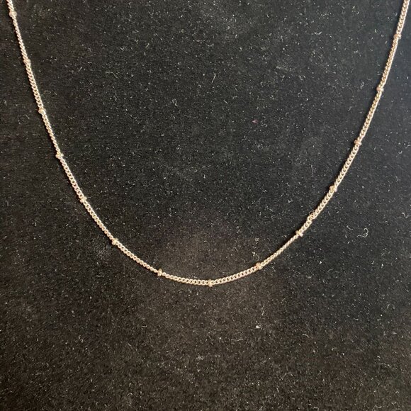 16"-18" Necklace Silver-Tone Vintage Jewelry - Picture 2 of 4